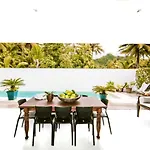 Coast Cook Islands