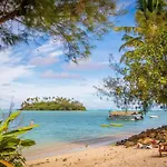 Muri Shores