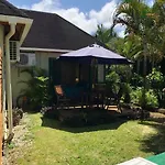 Dorothys Muri Beach Bungalows