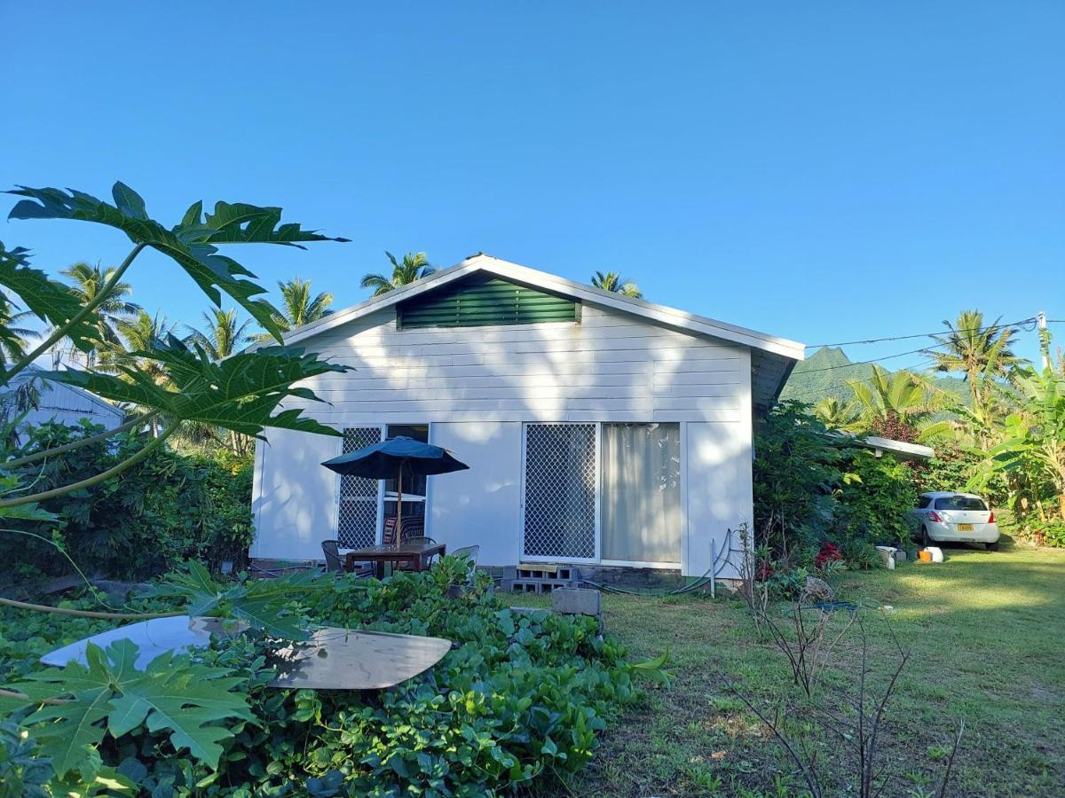 Barefoot Base Tupapa