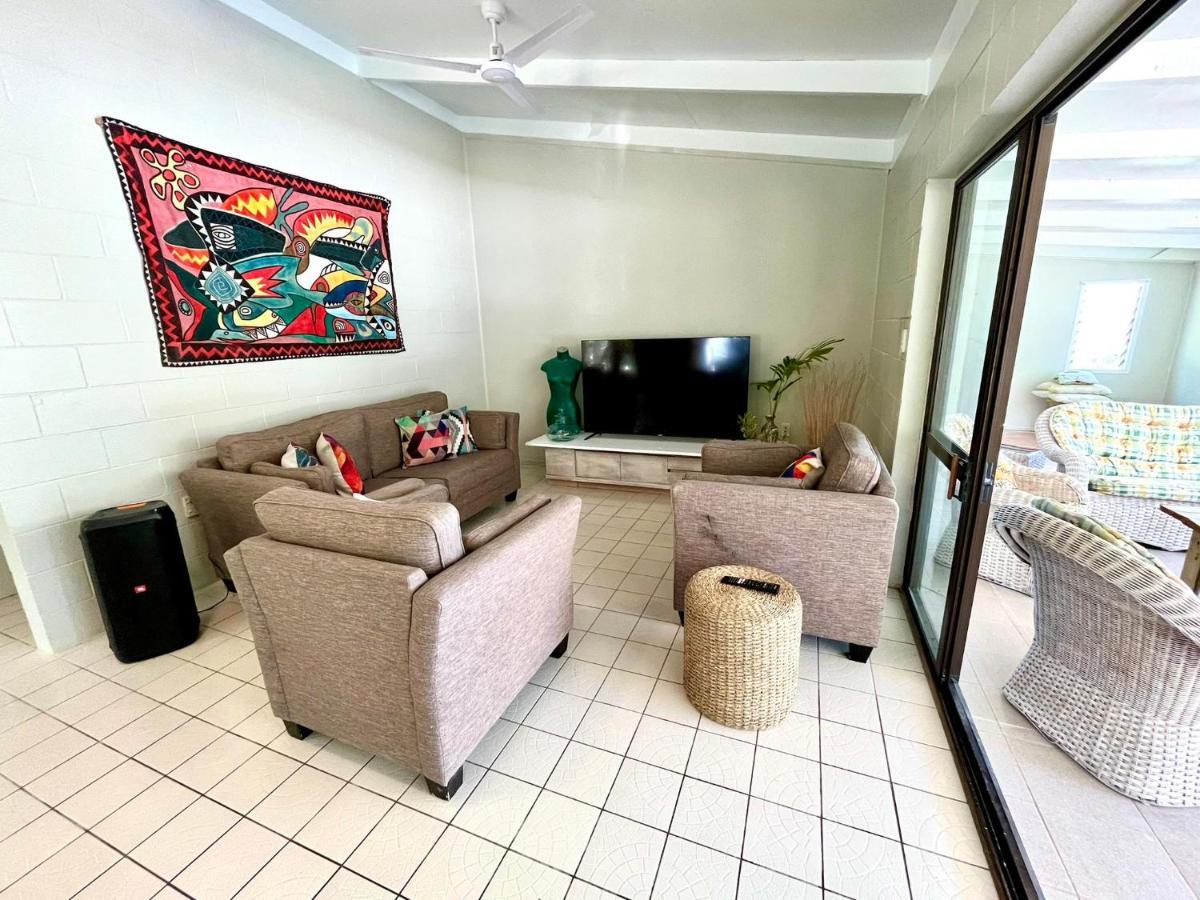 Tereora Heights Pool Retreat Holiday home *