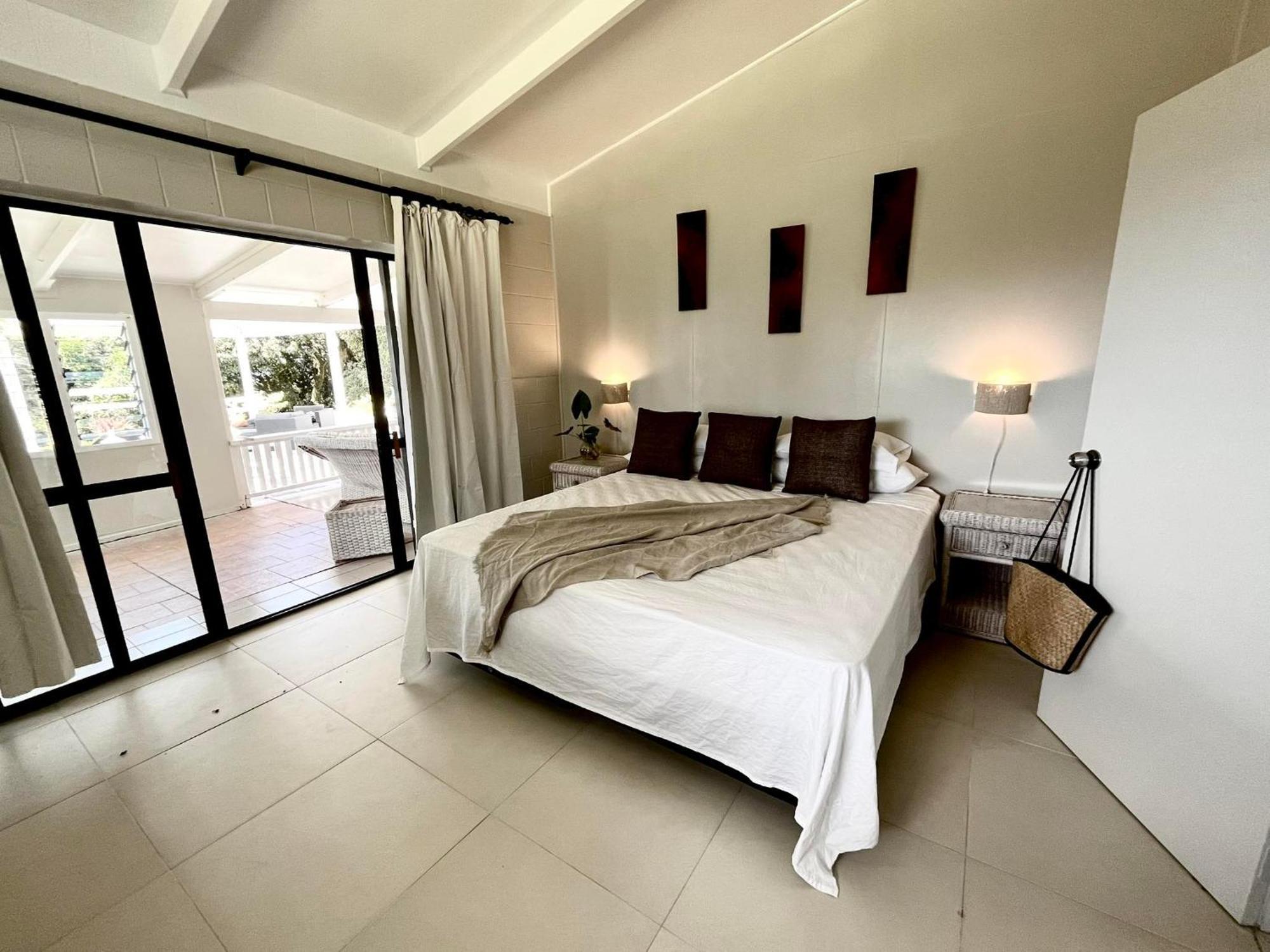 Holiday home Tereora Heights Pool Retreat *