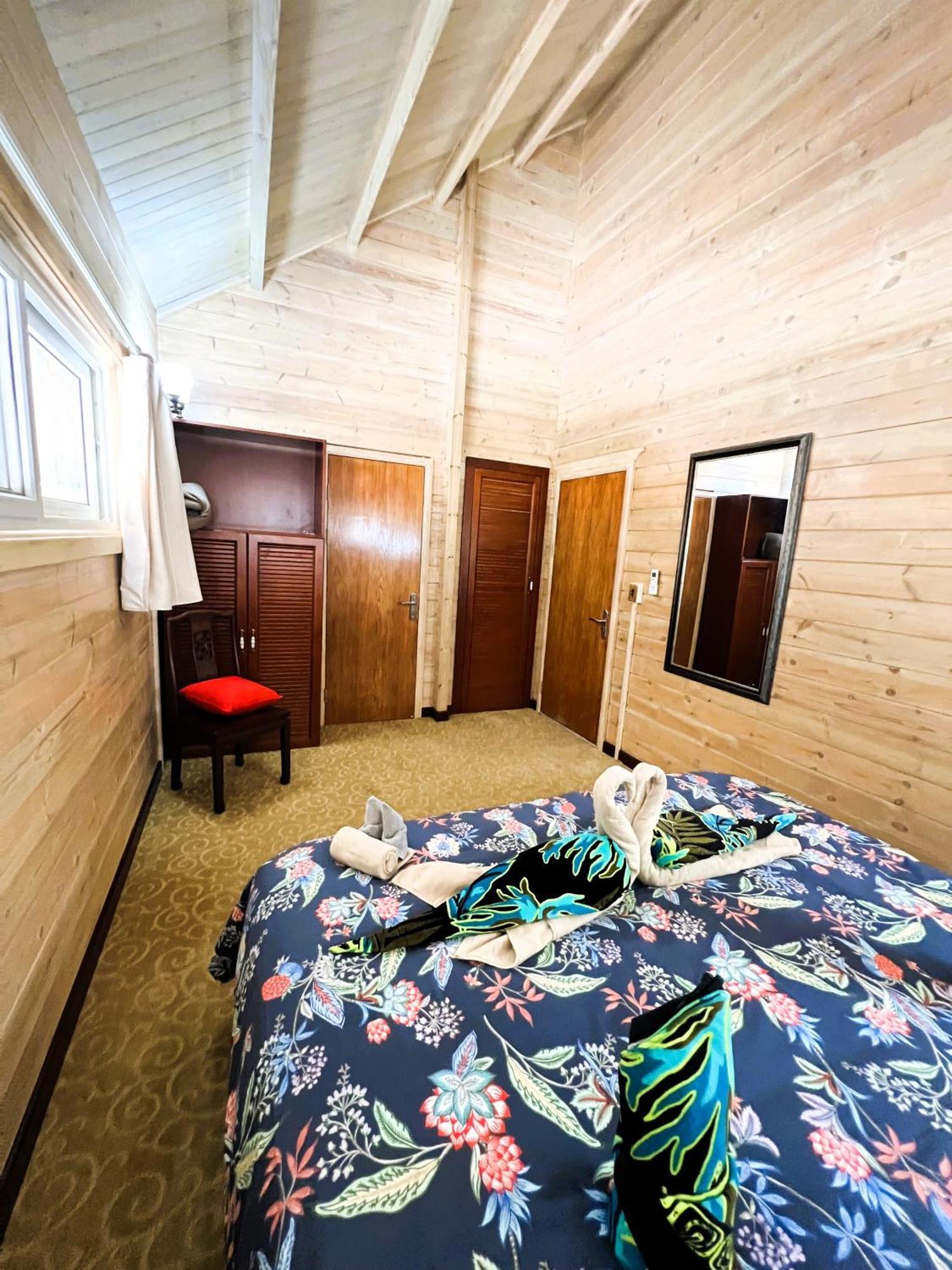 The Links Apartment *