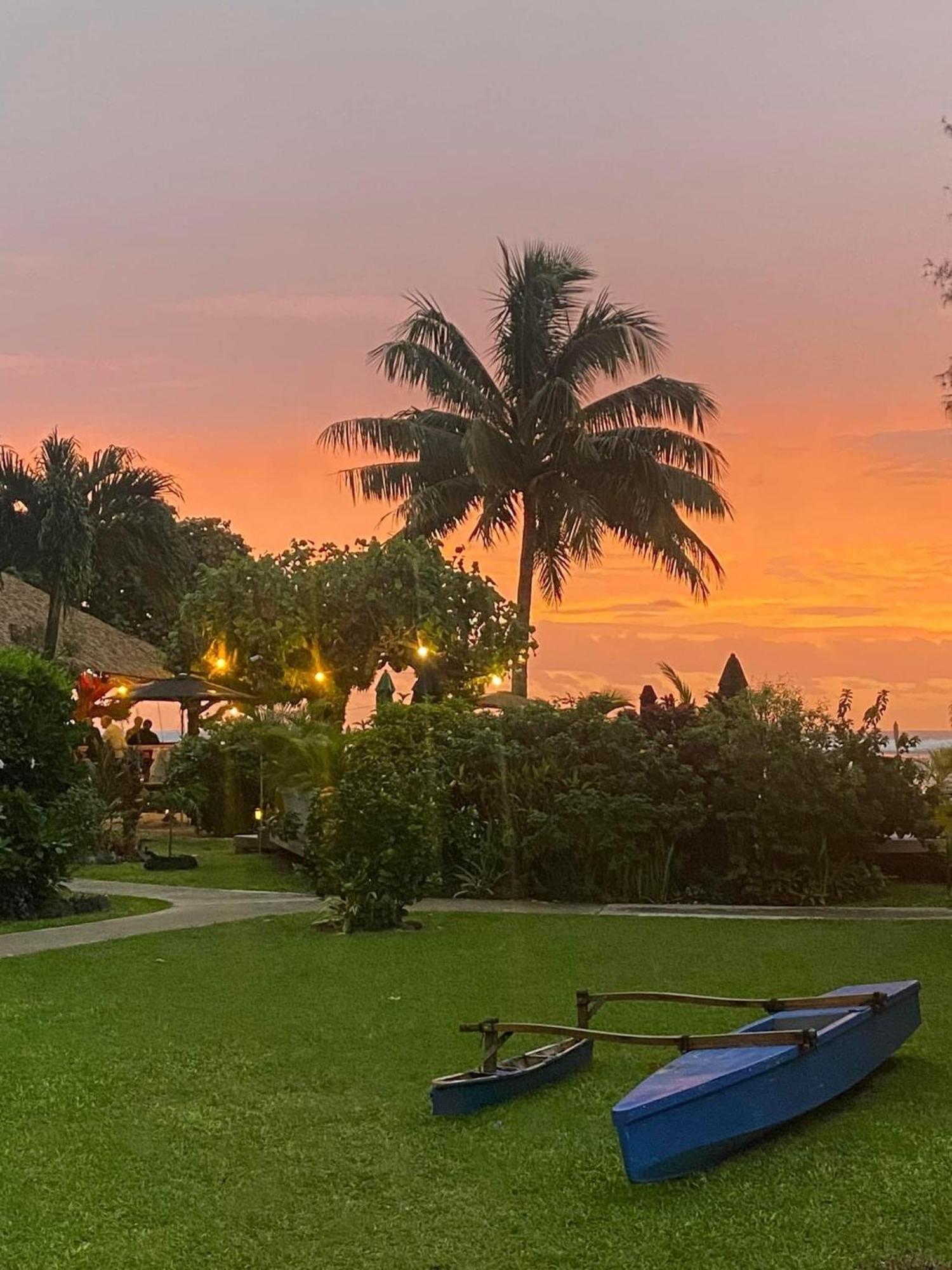 Resort Aroa Beachside 3*