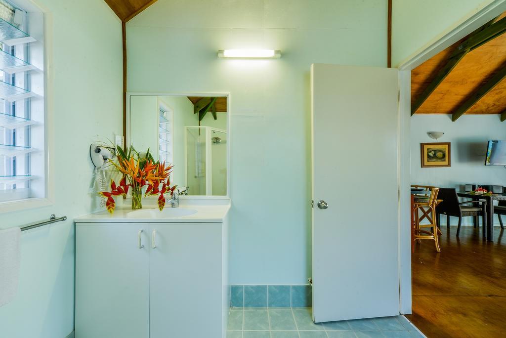 Matenga Beach Rarotonga