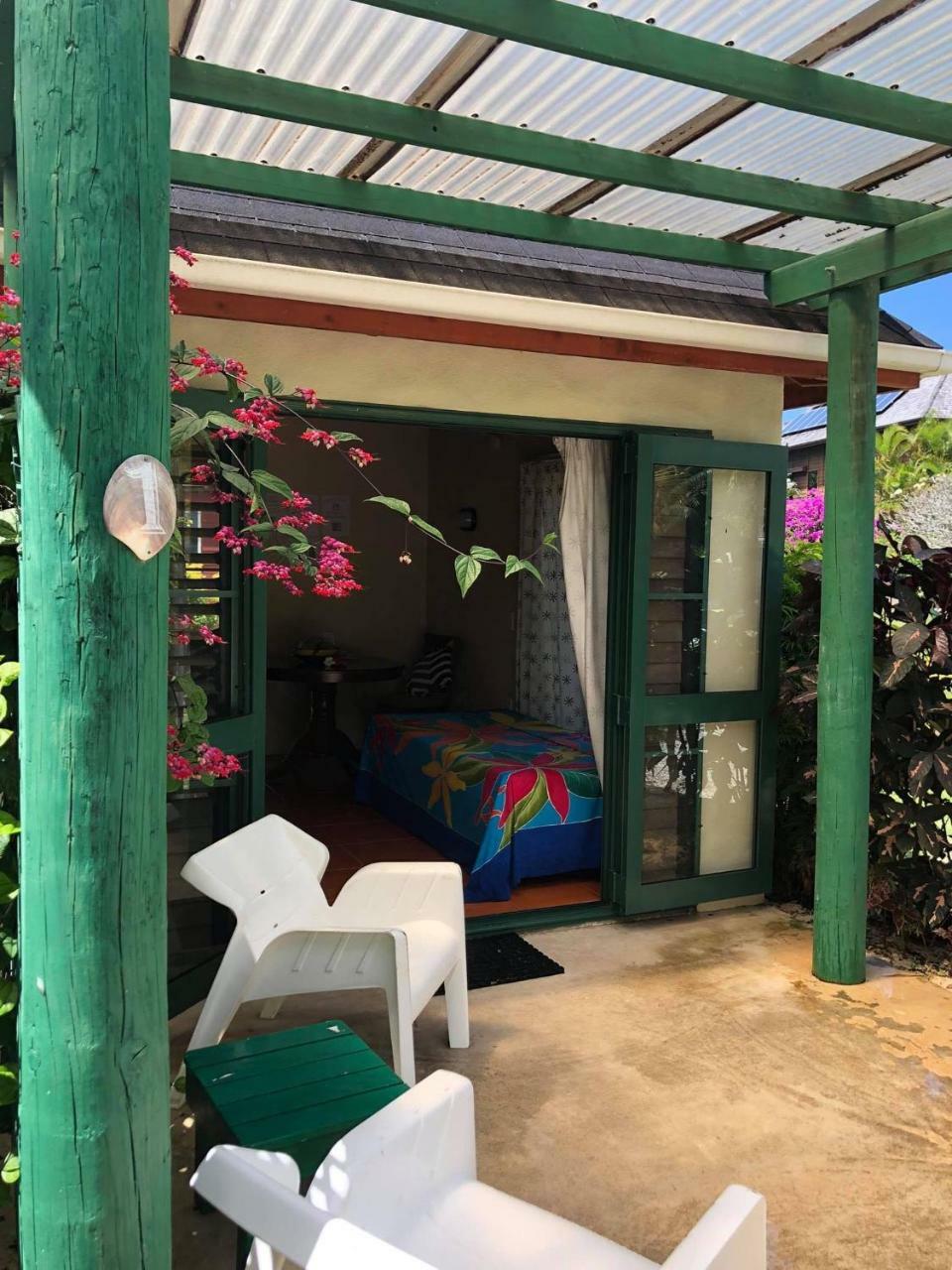 Dorothys Muri Beach Bungalows Apartment Rarotonga
