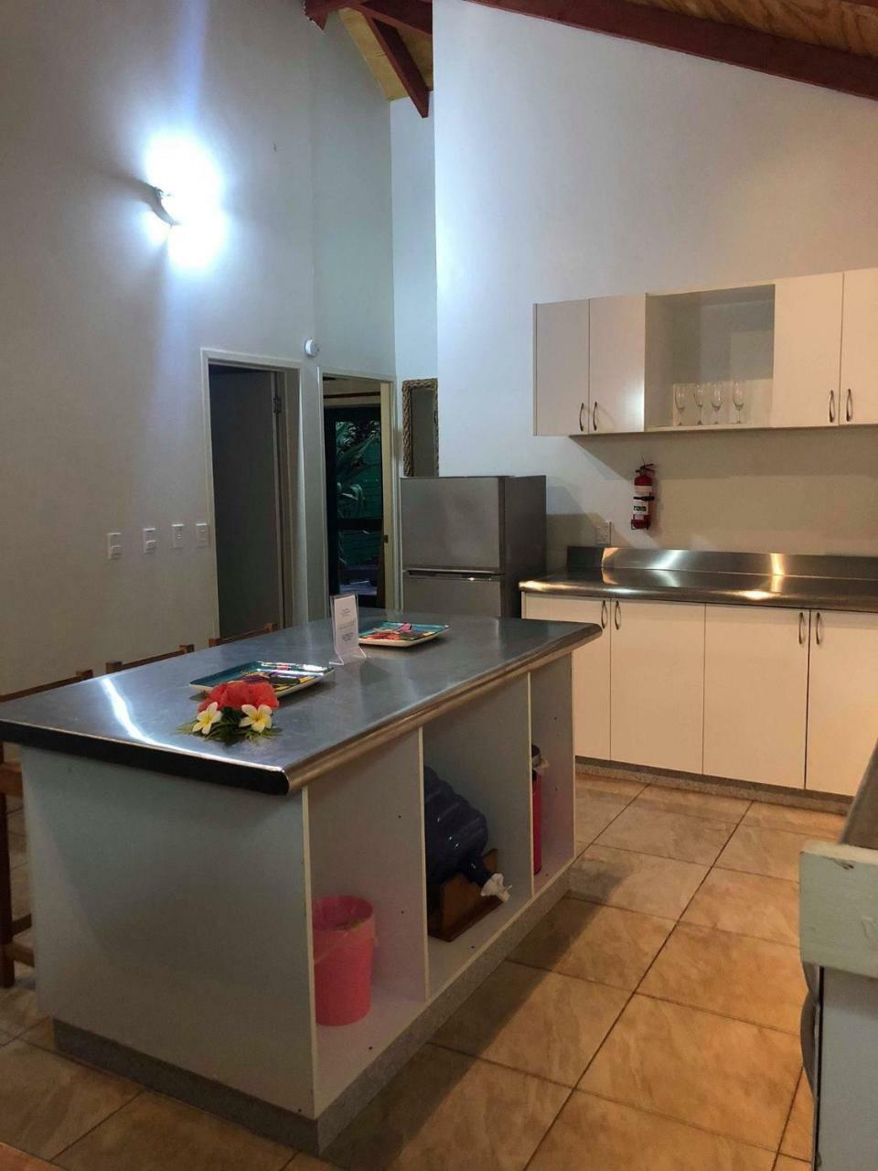 Dorothys Muri Beach Bungalows