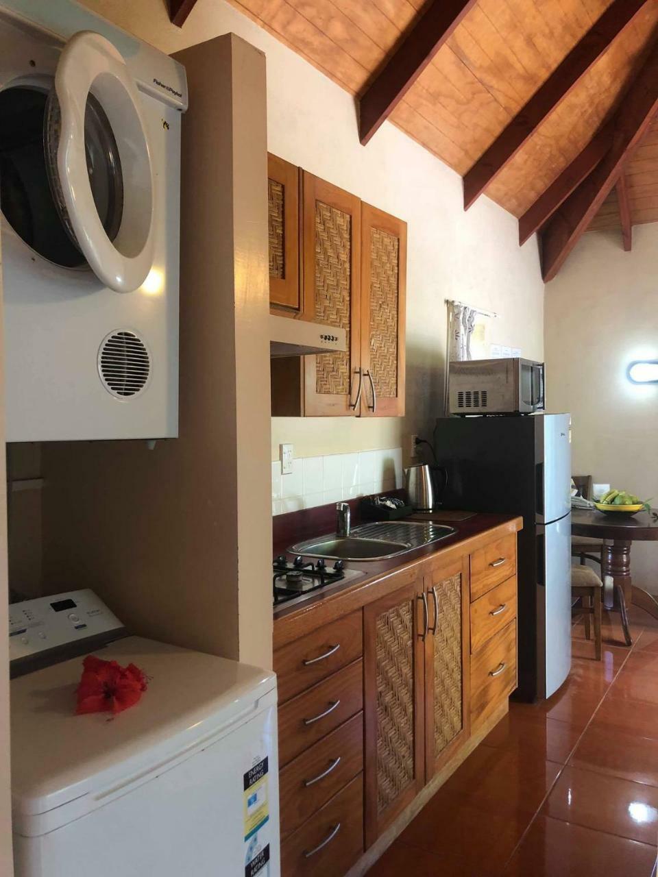 Dorothys Muri Beach Bungalows Apartment Rarotonga
