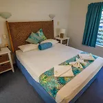 The Black Pearl Beachside Apartments