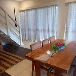 Muri Beach Resort
