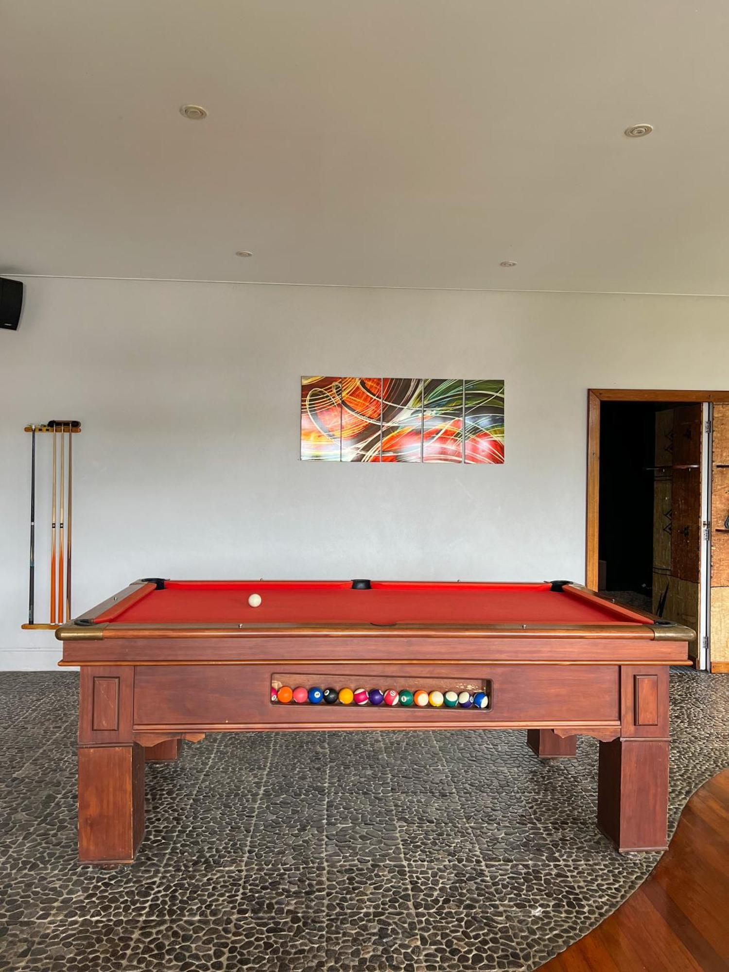 Iro Luxury Retreat Holiday home *