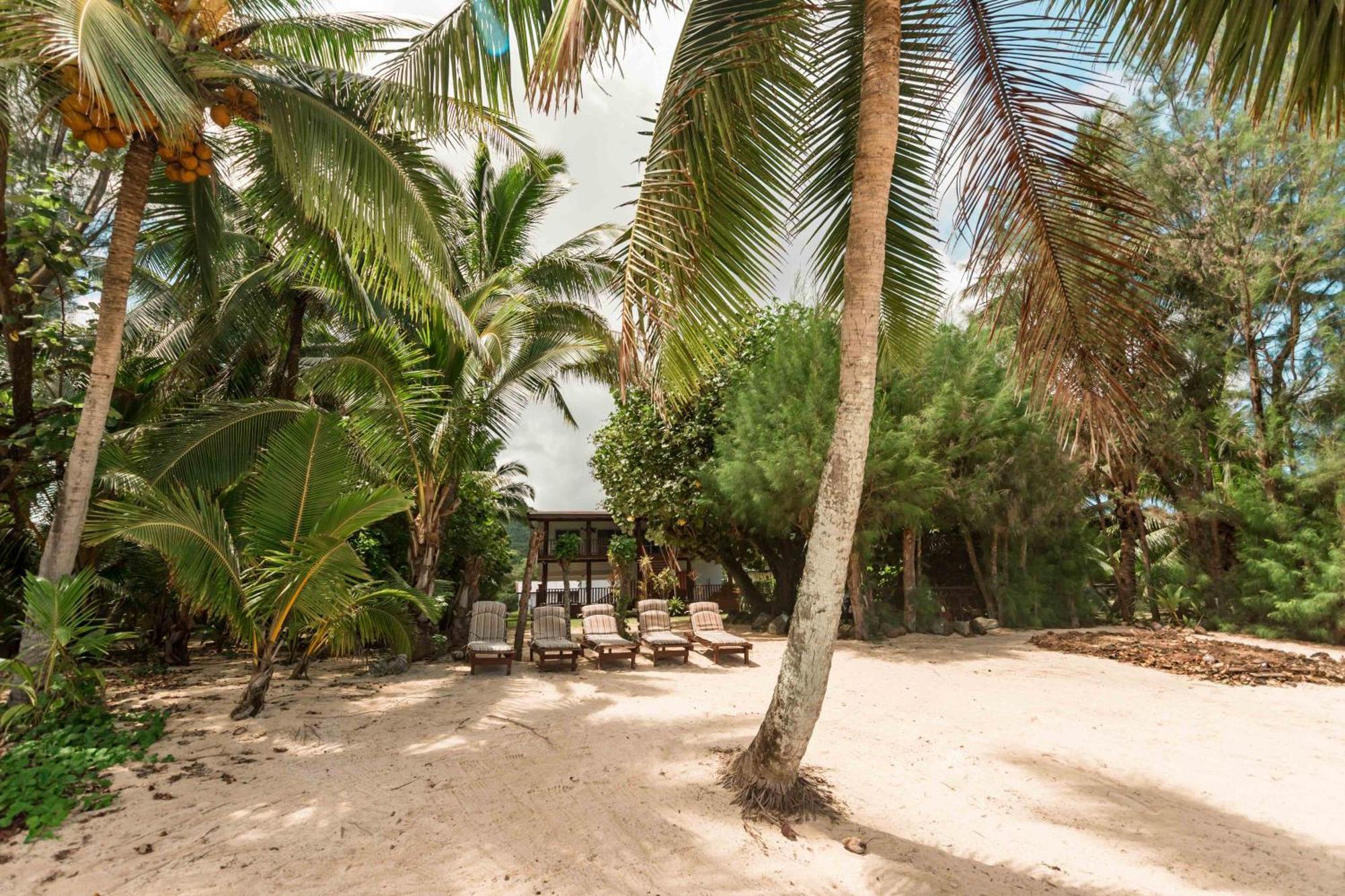 Castaway 3* Rarotonga