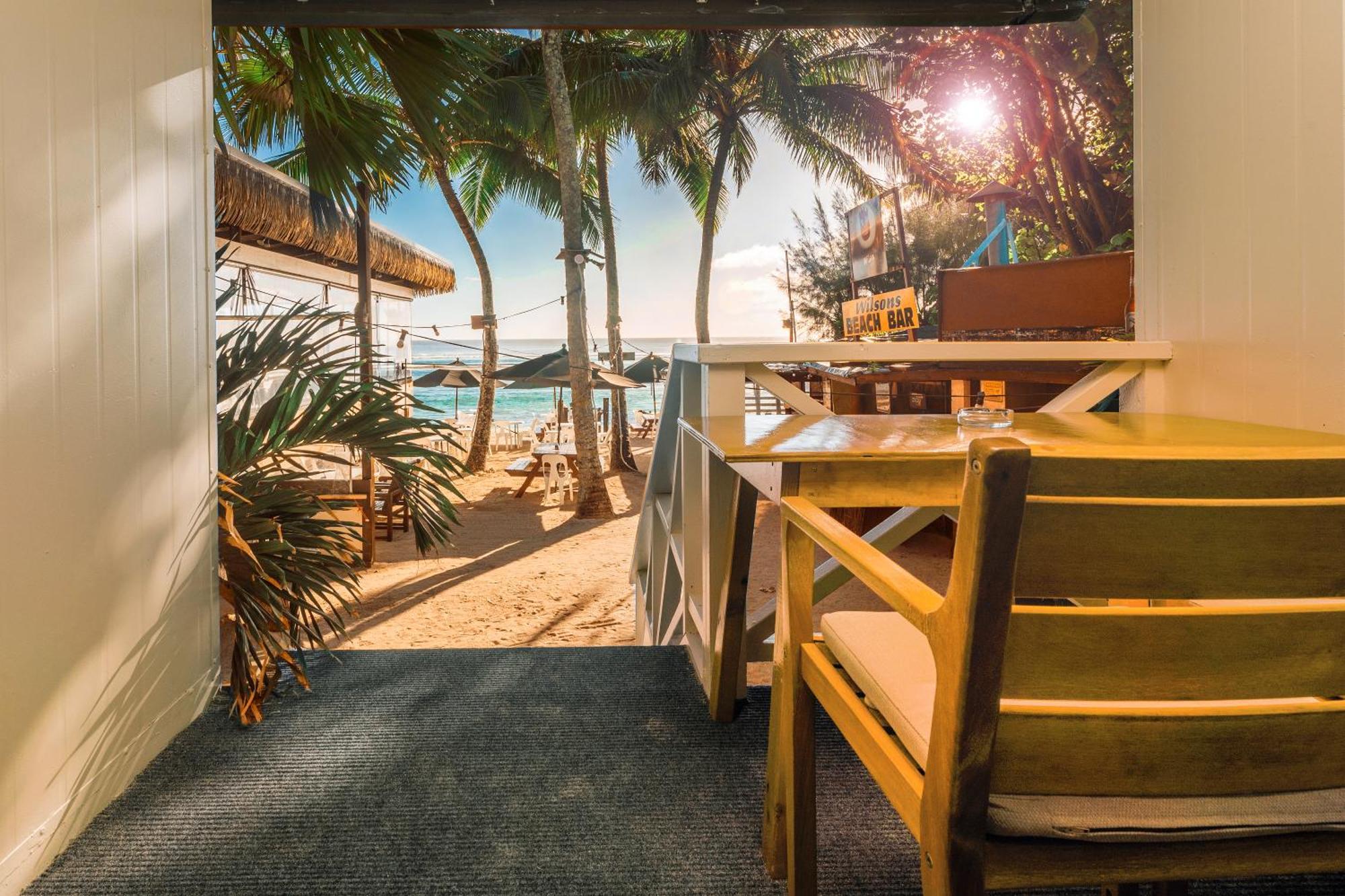 Castaway Resort 3*