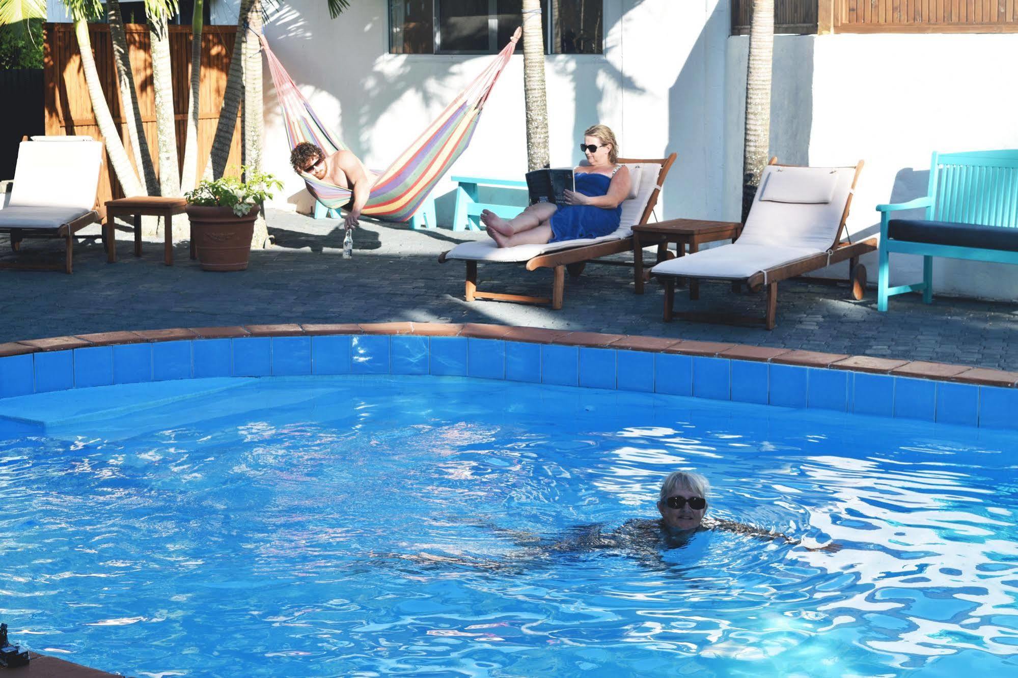 Hotel Whitehouse 3*